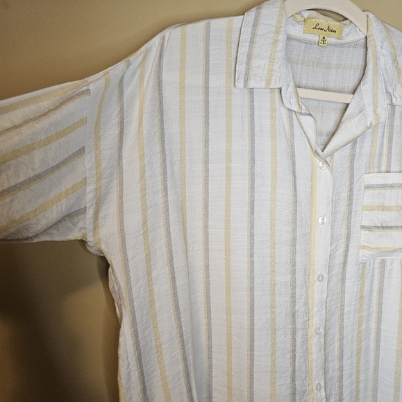 Love Notes White striped button down Long sleeve top Size Medium - Picture 4 of 10